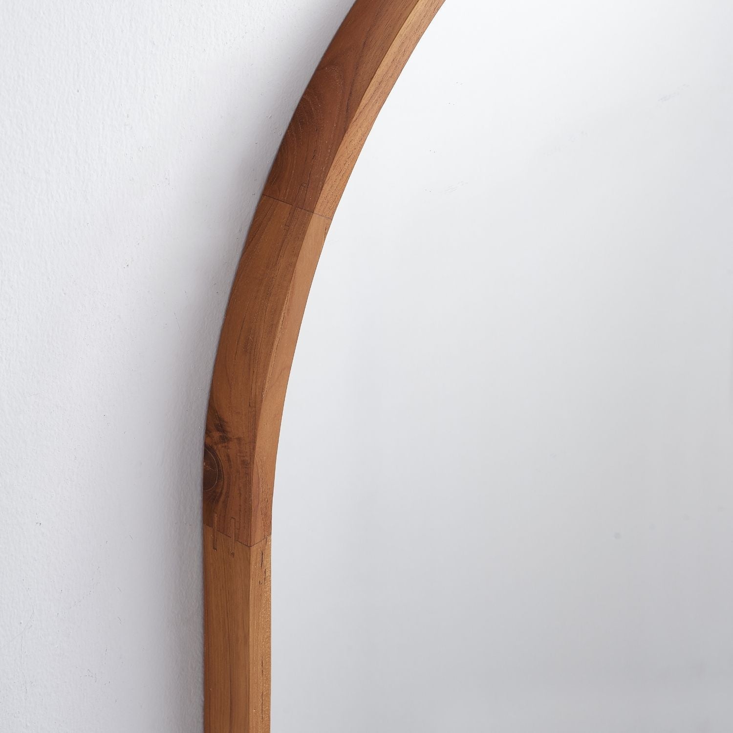 Miroir sur pied Amalia