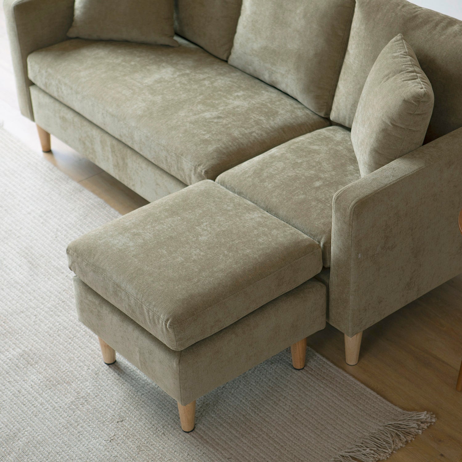 Valolam Compact Sectional 