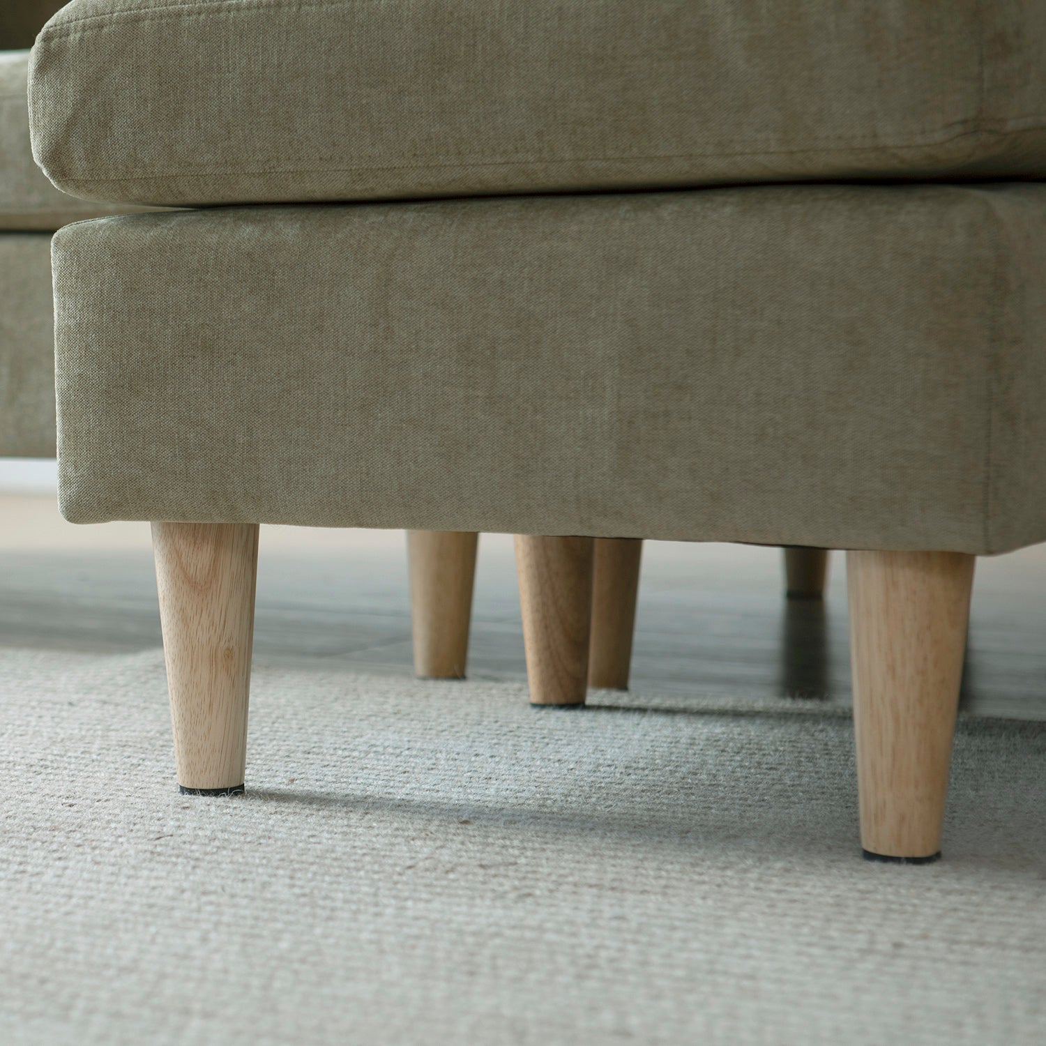 Valolam Compact Sectional 